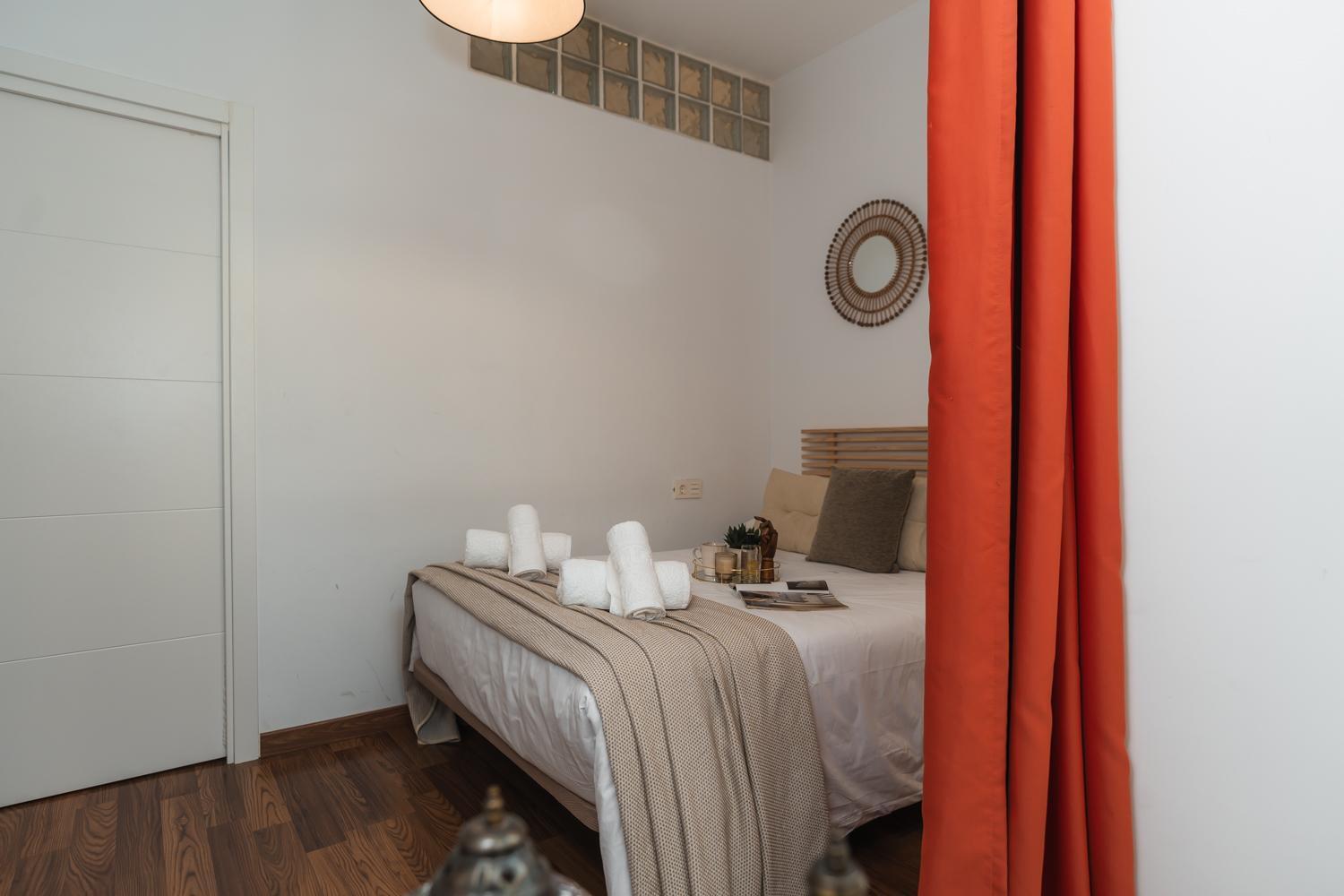 Tuguest Marques De Falces Apartments Гранада Екстериор снимка