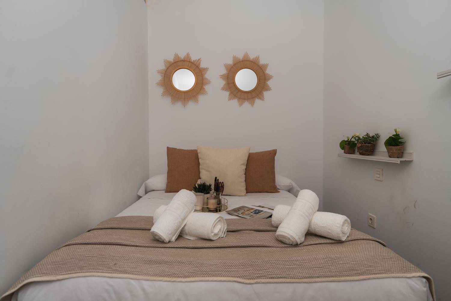 Tuguest Marques De Falces Apartments Гранада Екстериор снимка