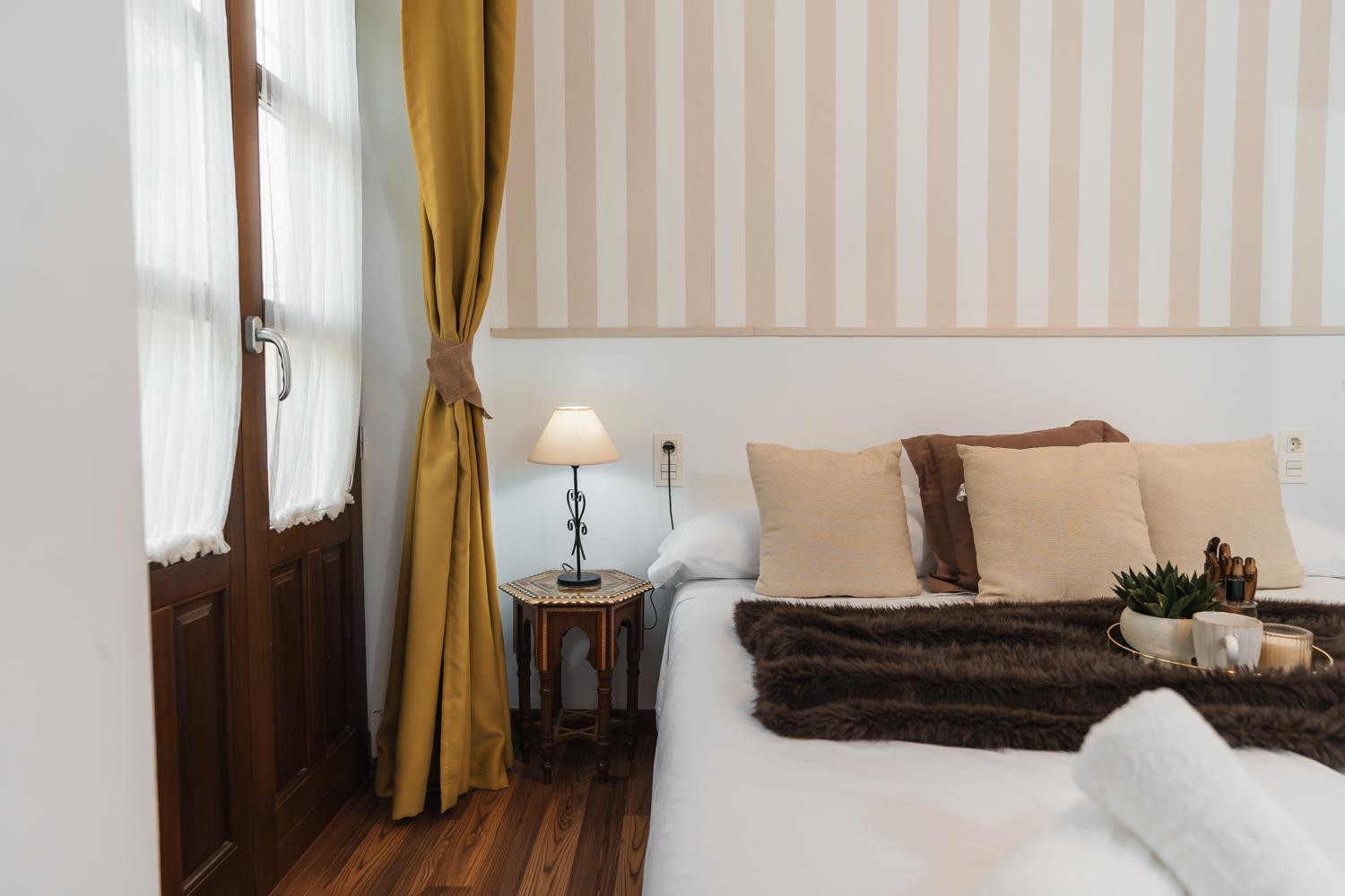 Tuguest Marques De Falces Apartments Гранада Екстериор снимка